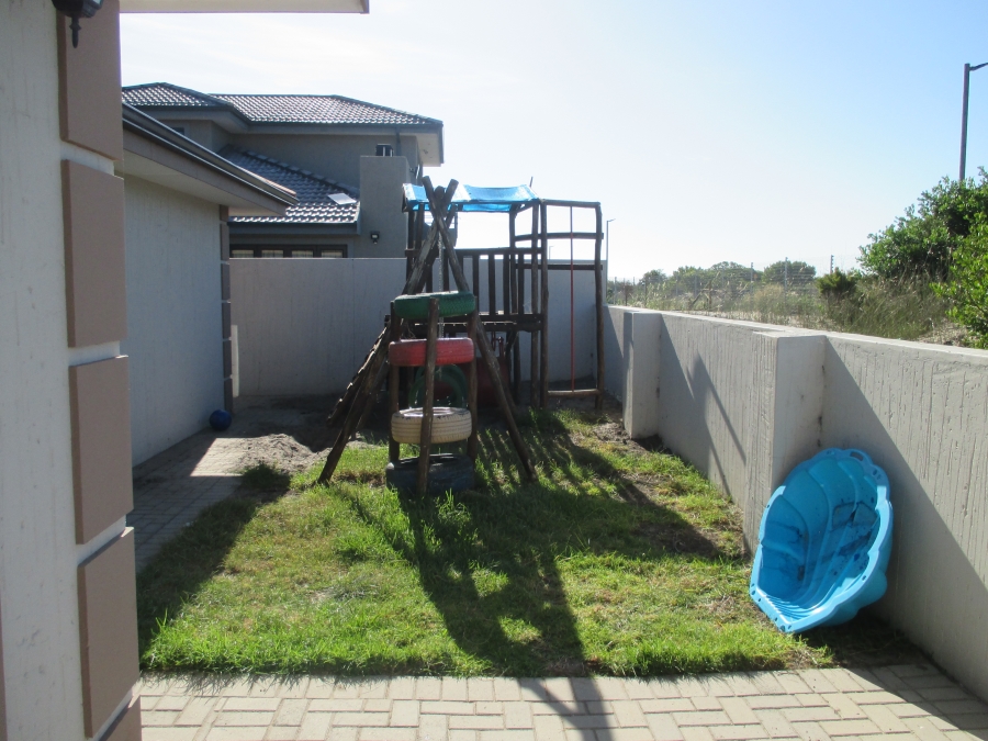 3 Bedroom Property for Sale in Dana Bay Western Cape